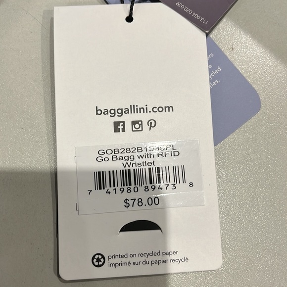 BAGGALLINI New Classic Go Bagg - Onyx Floral - includes RFID phone wristlet. - Picture 4 of 16